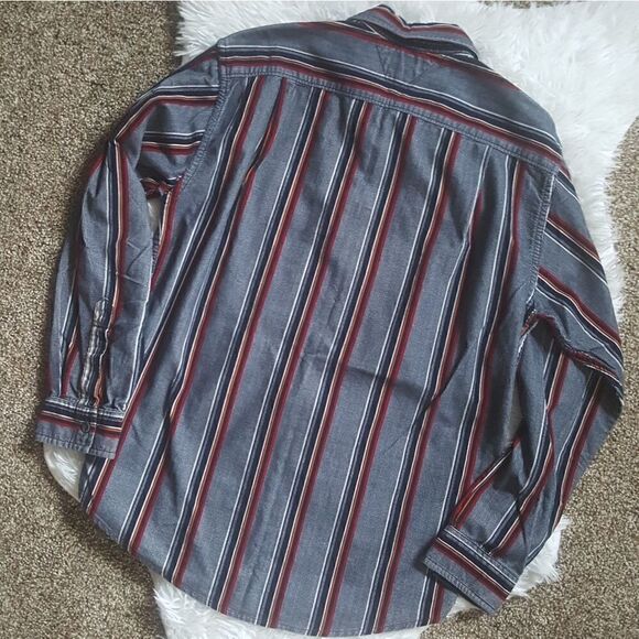 Tommy Hilfiger button down striped long sleeve - Picture 5 of 5